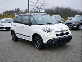 White 500L Hatchback 2019