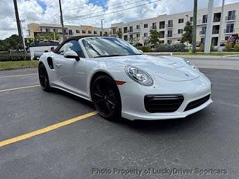 2017 Porsche 911 Turbo 