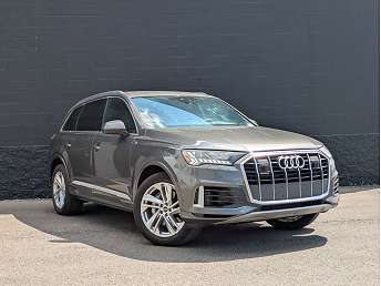 2023 Audi Q7 Premium 