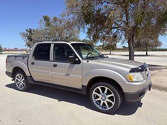 Used Ford Explorer Sport Trac for Sale in San Antonio, TX (with