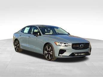 2024 Volvo S60 T8 Plus 