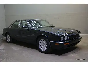 2001 Jaguar XJ Review, Pricing, and Specs | CARFAX