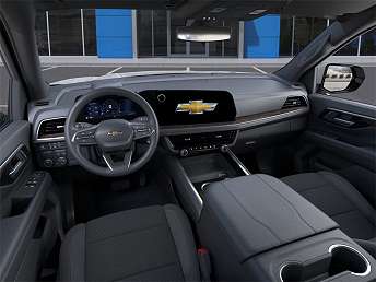 2025 Chevrolet Suburban LS 