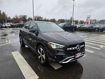 2025 Mercedes-Benz GLA 250 