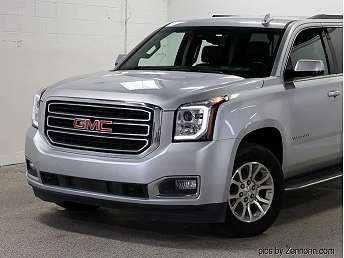 2017 GMC Yukon XL SLT 