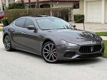 2022 Maserati Ghibli Modena 
