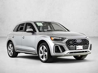 2023 Audi Q5 Premium Plus 
