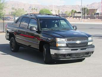 Black Chevrolet Avalanche 1500 SUV 2005
