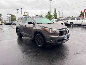 Used 2016 Toyota Highlander Limited for Sale Near Me - CARFAX