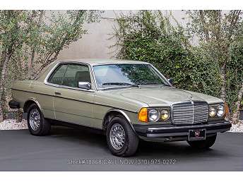 Green 300 Coupe 1982