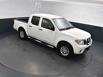 White Nissan Frontier Pickup 2018
