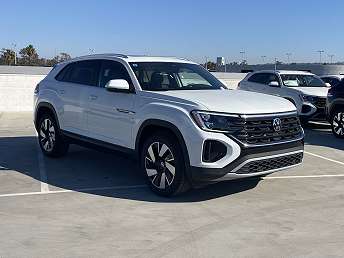 2025 Volkswagen Atlas SE 