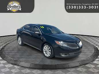 Black Lincoln MKS Sedan 2016