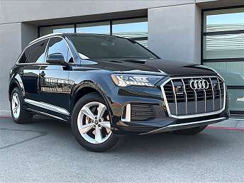 2023 Audi Q7 Premium Plus 