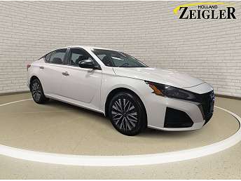 2024 Nissan Altima SV 