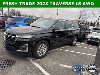 2023 Chevrolet Traverse LS 