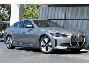 2025 BMW i4 eDrive40 