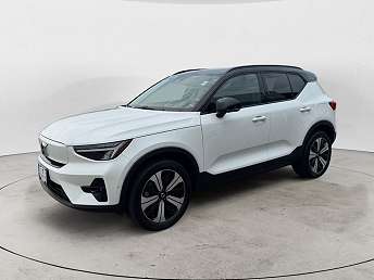 2023 Volvo XC40 P8 Plus 