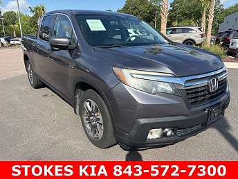 Gray Honda Ridgeline Pickup 2018