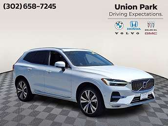2023 Volvo XC60 B5 Plus 