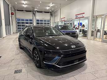 Black Hyundai Sonata Sedan 2024