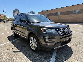 2016 Ford Explorer XLT 