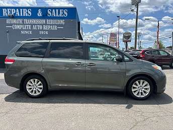 2012 Toyota Sienna XLE 