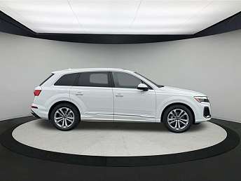 2025 Audi Q7 Prestige 