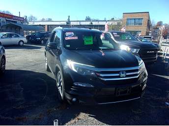 2017 Honda Pilot Touring 
