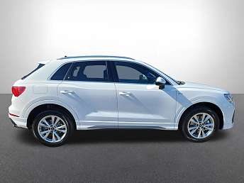 2025 Audi Q3 Premium 