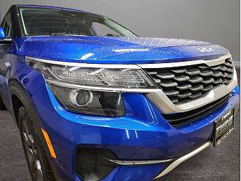 2022 Kia Seltos LX 
