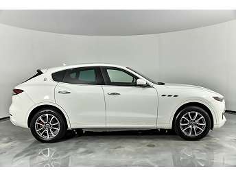 White Maserati Levante SUV 2021