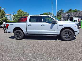 2025 Ford F-150 Lightning Flash 