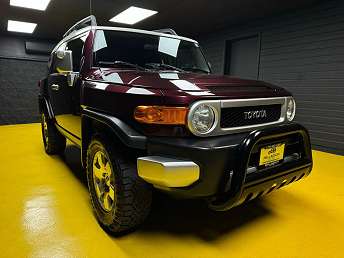 MAISON FJ Used 2014 Toyota FJ Cruiser SUV 6 Speed Manual Only 30k