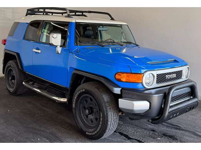 A-R GSJ15W FJクルーザー 4.0 4WD (FJ Cruiser) 75 Years of TOYOTA | TOYOTA MOTOR CORPORATION GLOBAL WEBSITE