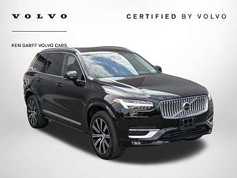 2025 Volvo XC90 B6 Plus 