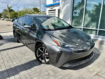 2019 Toyota Prius XLE