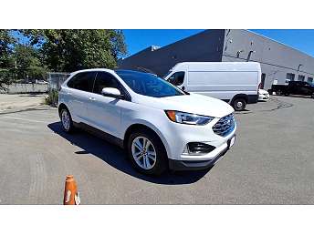 White Ford Edge SUV 2020