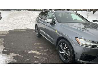 2019 Volvo XC60 T5 R-Design 