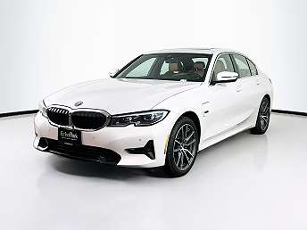 2022 BMW 3 Series 330e xDrive 