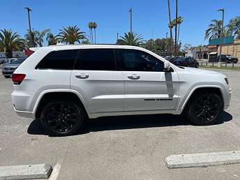 2019 Jeep Grand Cherokee Laredo 