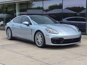 2023 Porsche Panamera  