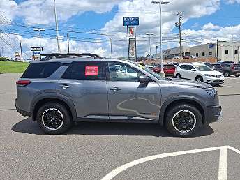 2024 Nissan Pathfinder Rock Creek 