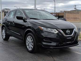 2022 Nissan Rogue Sport S 