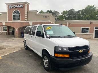 2022 Chevrolet Express 3500 
