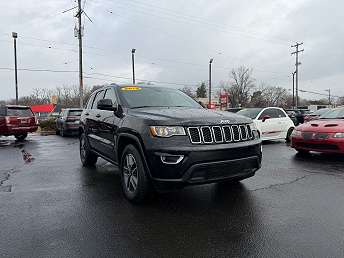 2019 Jeep Grand Cherokee Laredo 