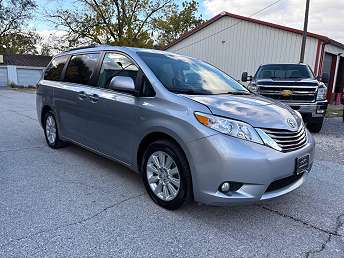 Silver Toyota Sienna Minivan 2015