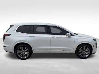 2022 Cadillac XT6 Premium Luxury 