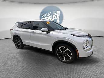 Used 2022 Mitsubishi Outlander ES for Sale Near Me - CARFAX
