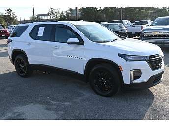 2023 Chevrolet Traverse LT 